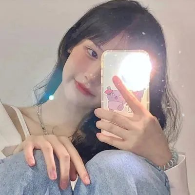 孔雀圣使请动心